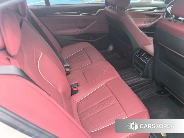 BMW 5 series 2023 Белый из Китая