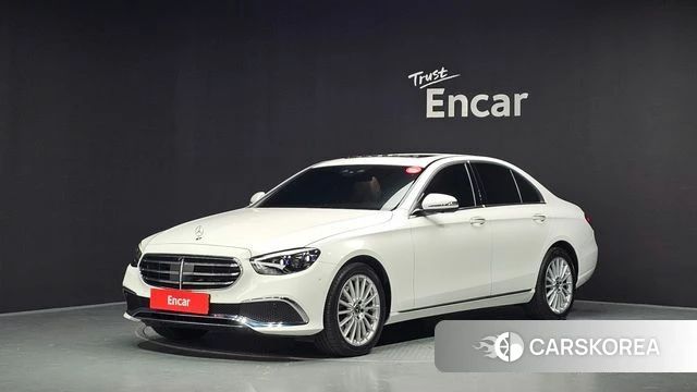 Mercedes-Benz E-Class W213 2022 Белый из Кореи