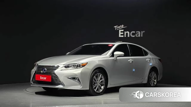Lexus New ES300h 2018 Серебряный из Кореи