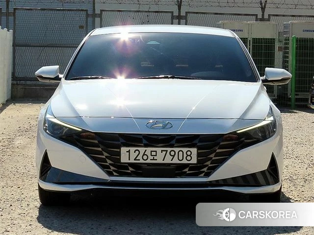 Hyundai Avante (CN7) 2022 Белый из Кореи