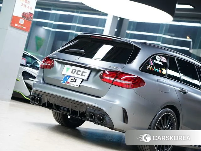 Mercedes-Benz AMG C-Class 2021 Темно-серый из Китая