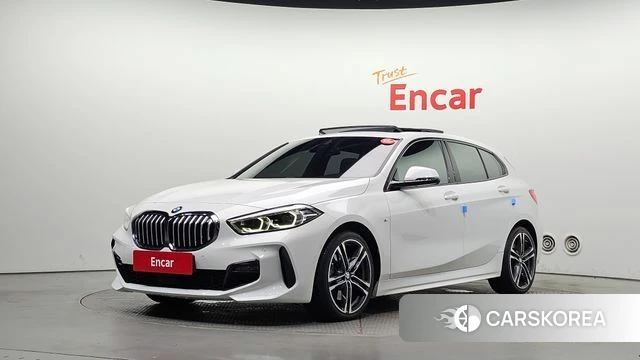 BMW 1 Series (F40) 2023 Белый из Кореи