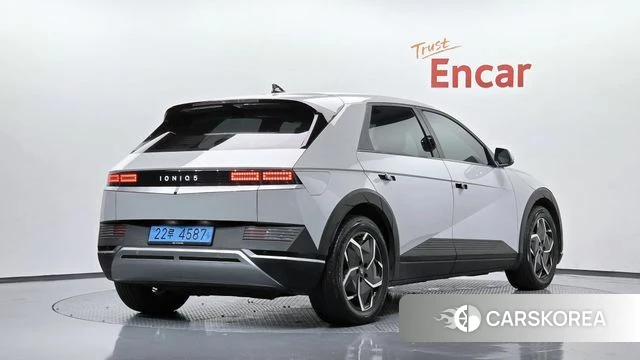 Hyundai Ionic 5 2024 Серебристо-серый из Кореи