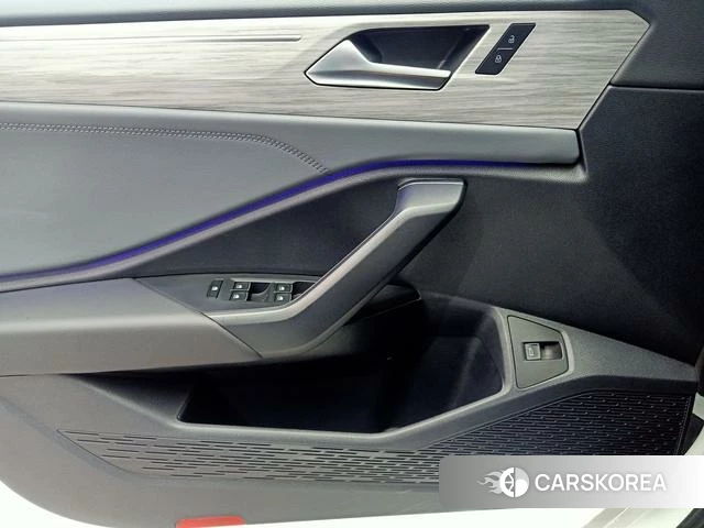 Volkswagen Sagitar 2023 Белый из Китая