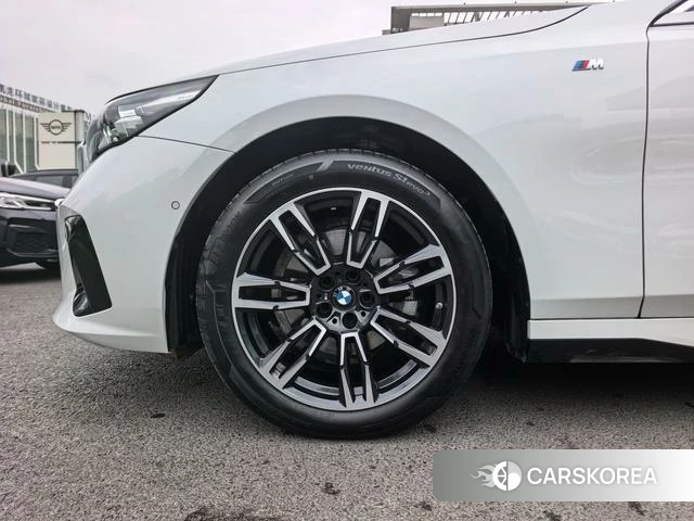 BMW 5 series 2024 Белый из Китая