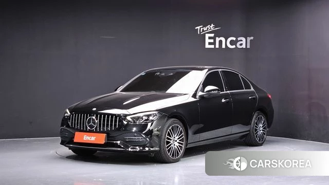 Mercedes-Benz C-Class W206 2022 Черный из Кореи