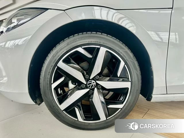 Volkswagen Lamando 2024 Белый из Китая