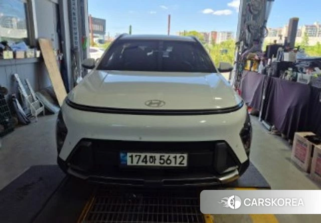 Hyundai Kona (SX2) 2023 Белый из Кореи