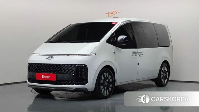Hyundai Staria 2021 Белый из Кореи