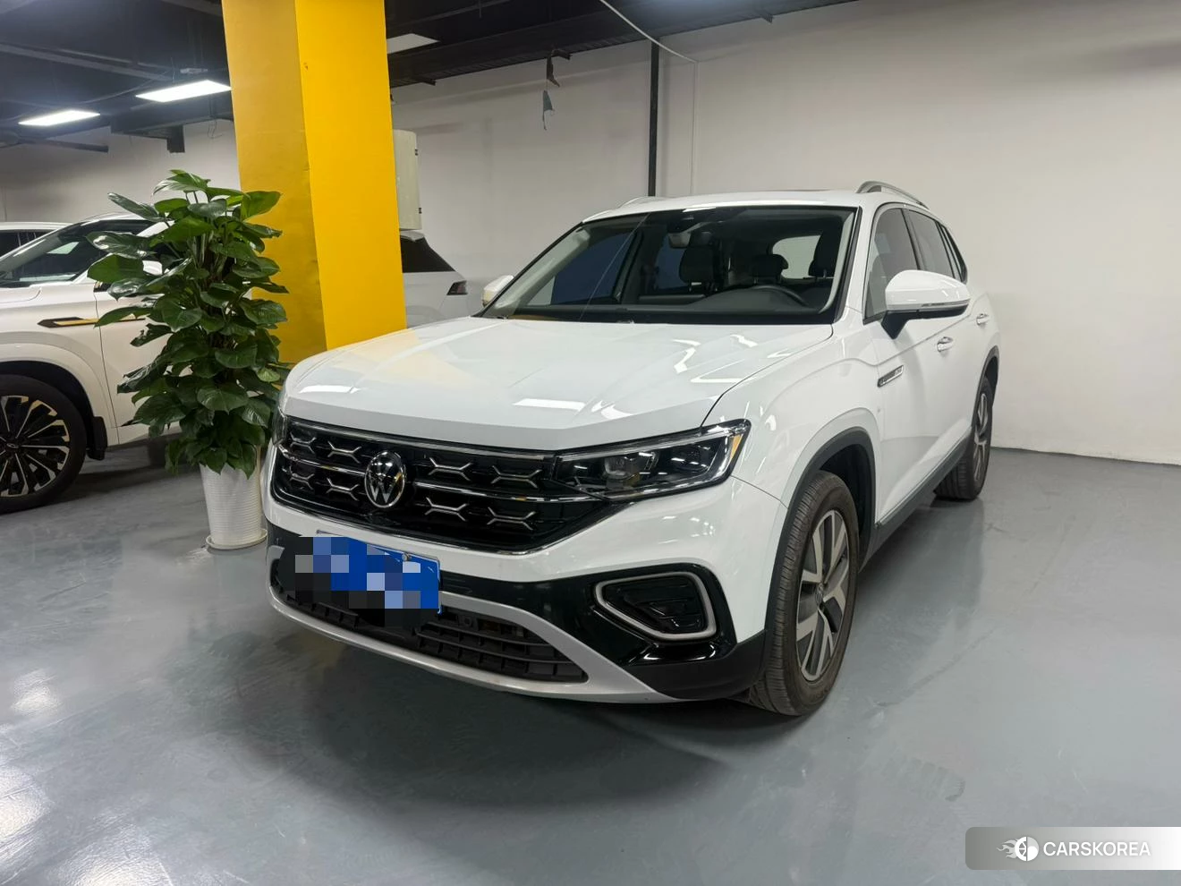 Volkswagen Tayron 2022 Белый из Китая