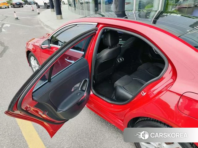 Mercedes-Benz A-Class 2021 Красный из Китая
