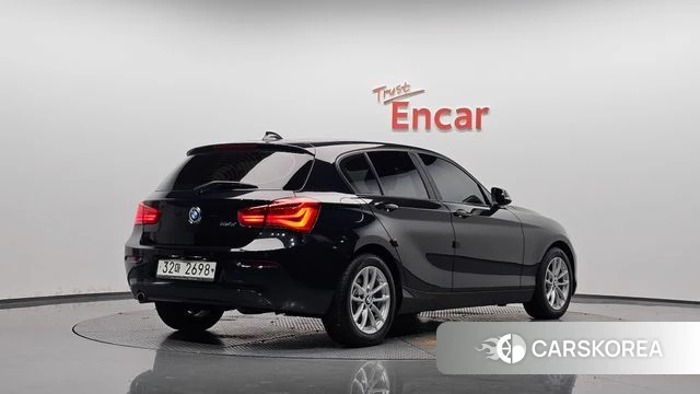 BMW 1 Series (F20) 2018 Черный из Кореи