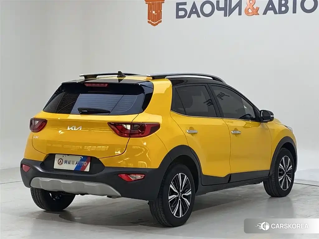 Kia KX1 2023 Yellow/orange из Китая