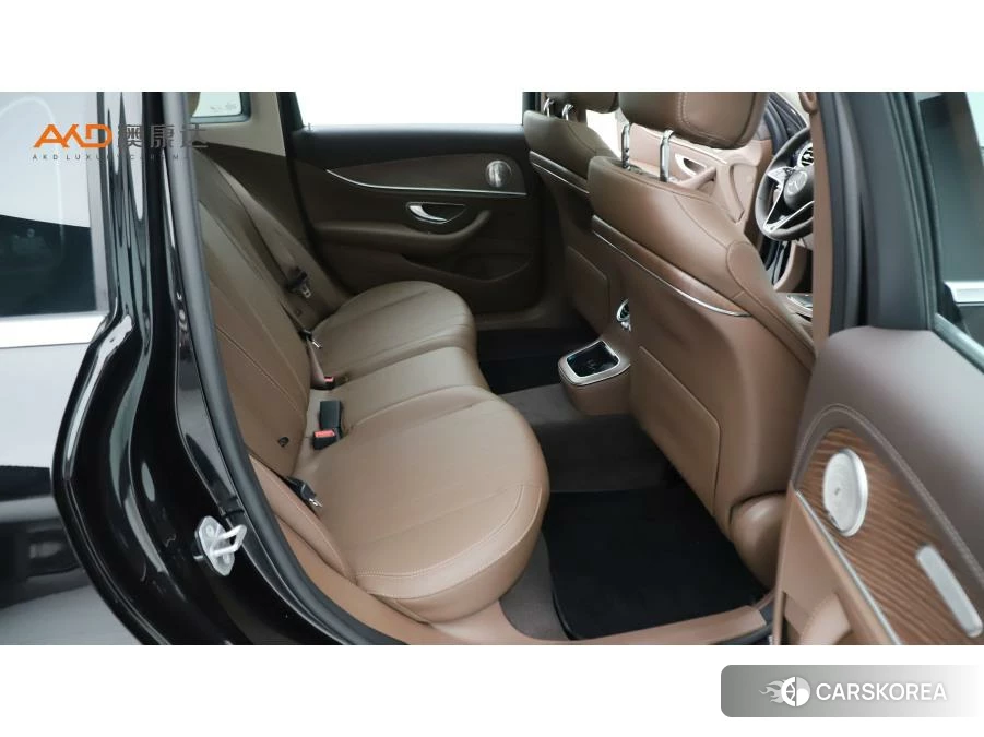 Mercedes-Benz E-Class 2023 Черный из Китая