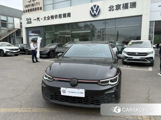 Volkswagen Golf 2023 Черный из Китая
