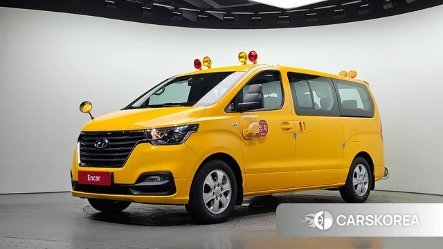 Hyundai The New Grand Starex 2019 Желтый из Кореи