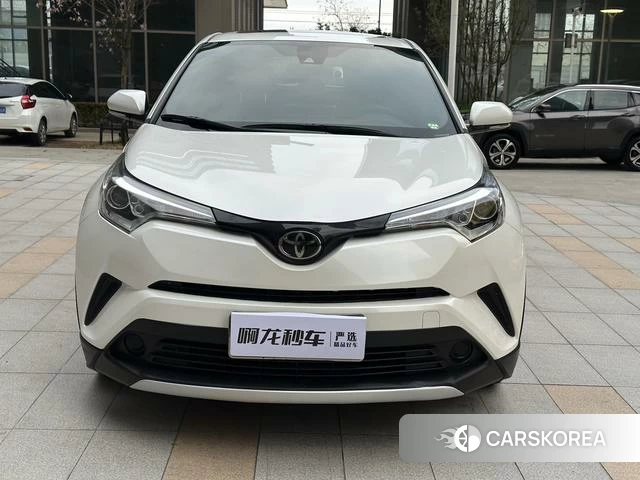 Toyota IZOA 2021 Белый из Китая