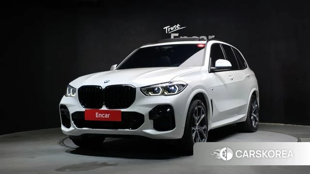 BMW X5 (G05) 2023 Белый из Кореи
