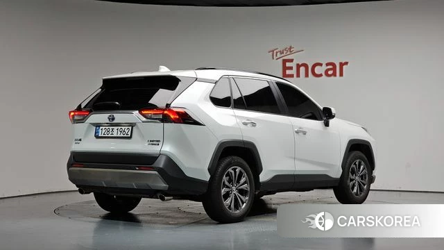 Toyota RAV4 5th Generation 2024 Белый из Кореи, фото 2
