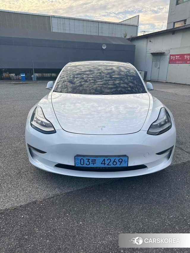 Tesla Model 3 2020 Белый из Кореи