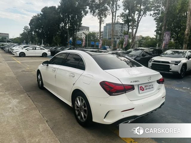 Mercedes-Benz A-Class 2021 Белый из Китая