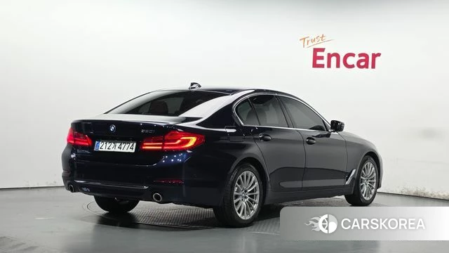 BMW 5 Series (G30) 2020 Синий из Кореи