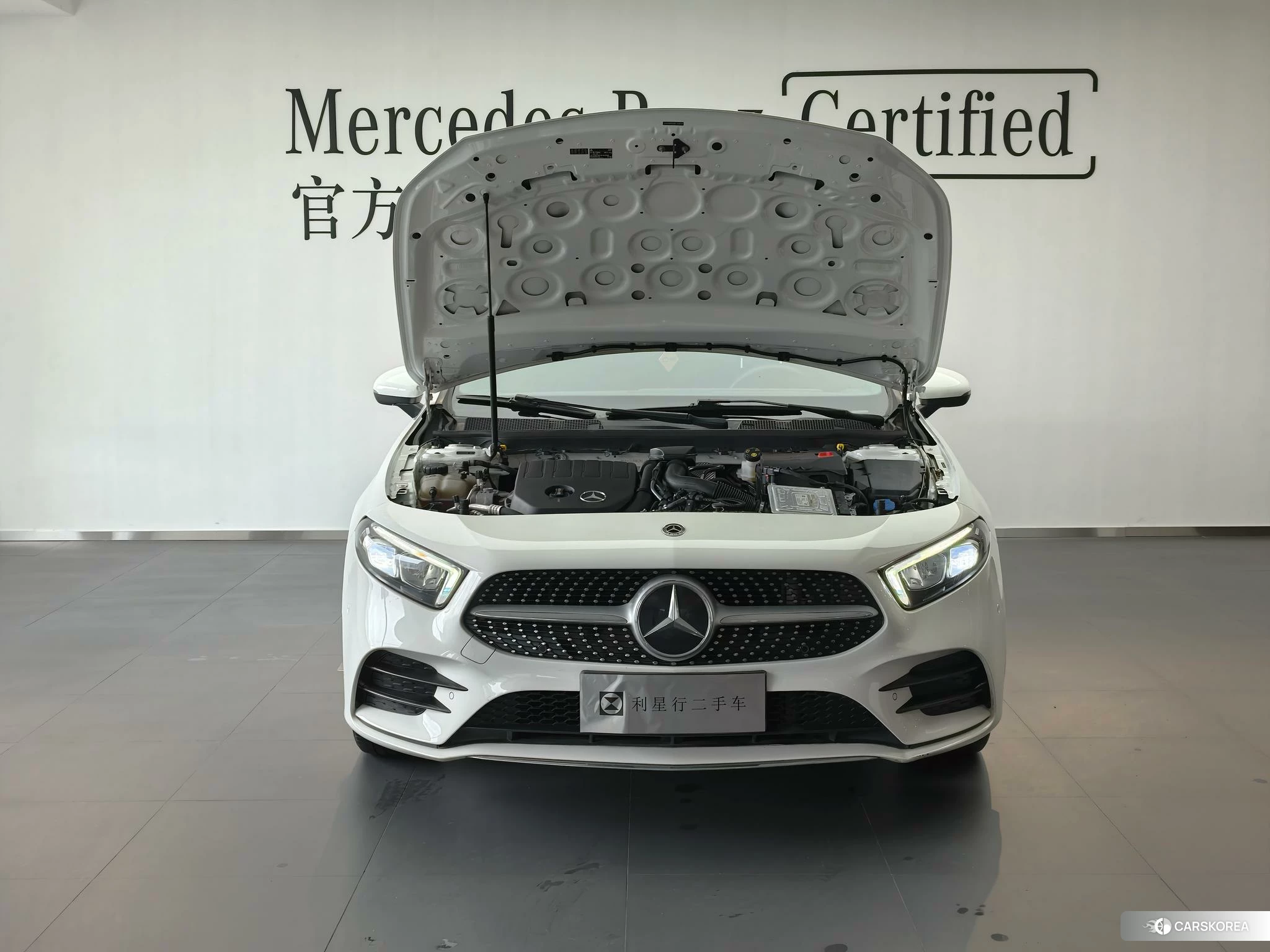 Mercedes-Benz A-Class 2021 Белый из Китая
