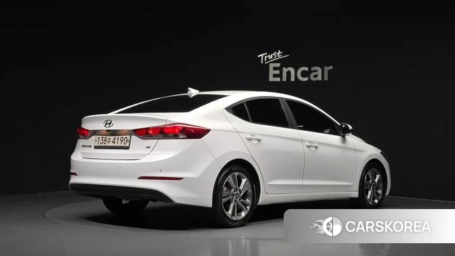Hyundai Avante AD 2018 Белый из Кореи