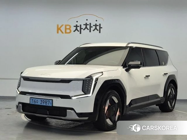 Kia EV9 2023 Белый из Кореи