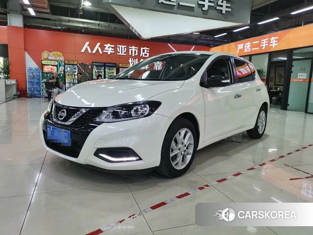 Nissan Tiida 2021 Белый из Китая