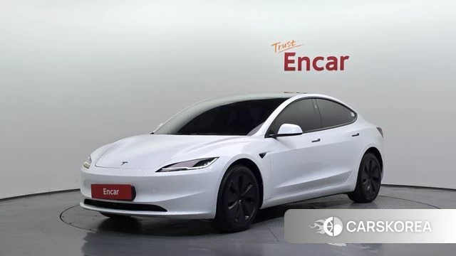 Tesla Model 3 2026 Белый из Кореи