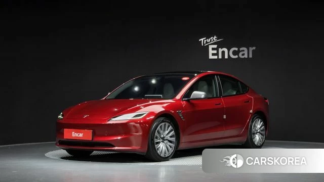 Tesla Model 3 2024 Красный из Кореи