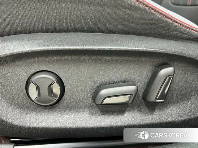 Volkswagen Lamando 2022 Красный из Китая