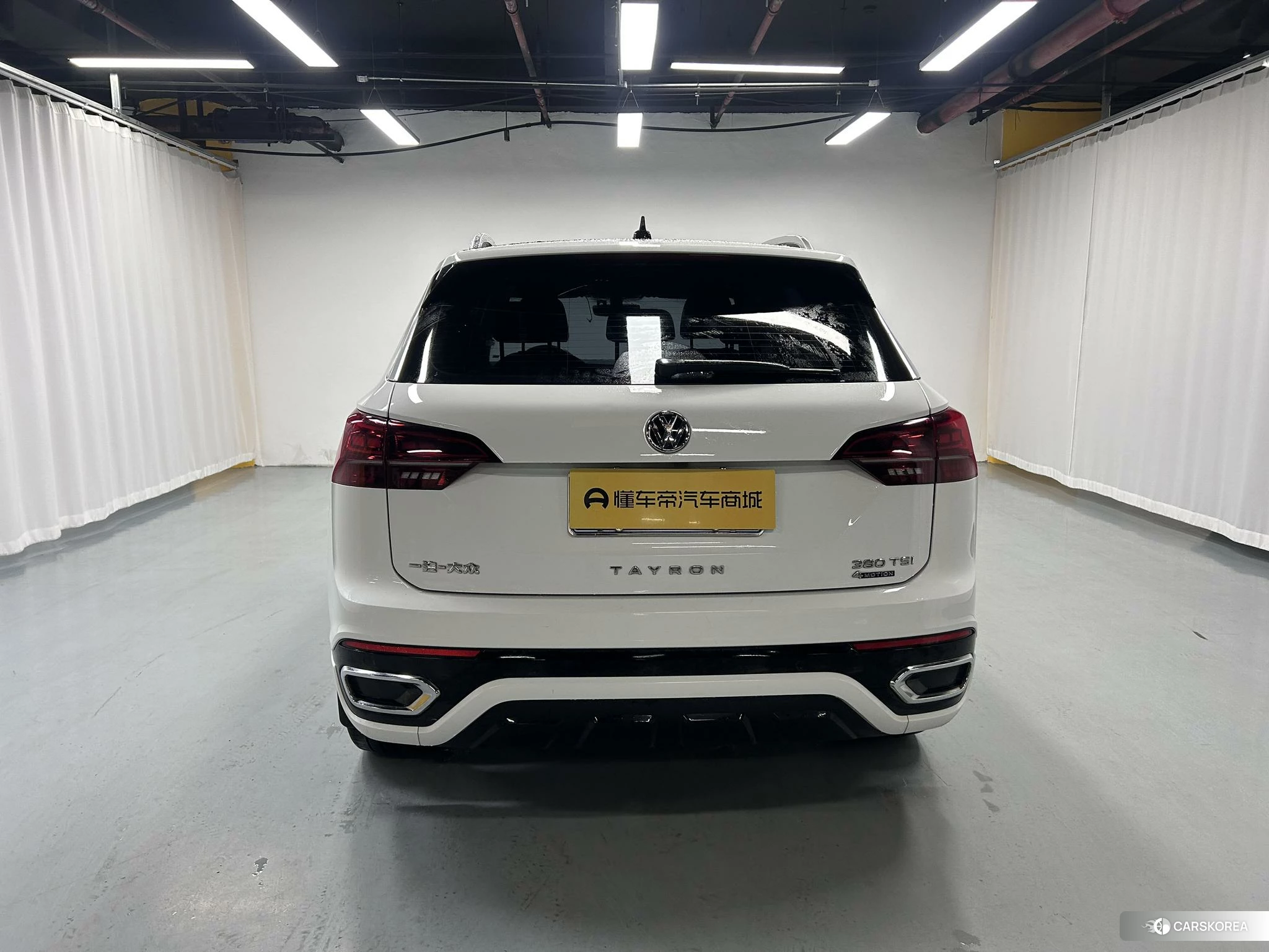 Volkswagen Tayron 2021 Белый из Китая