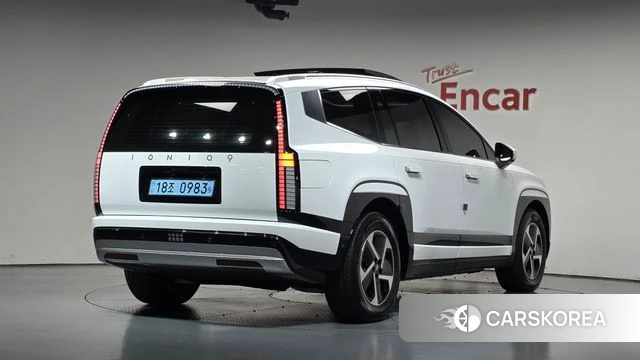 Hyundai Ionic 9 2026 Белый из Кореи