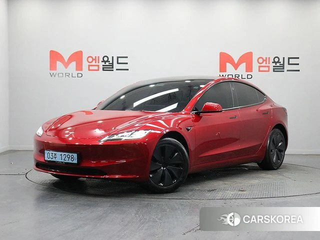Tesla Model 3 2024 Красный из Кореи