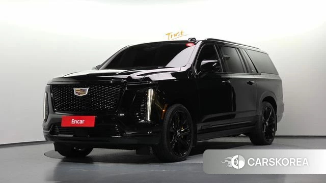 Cadillac Escalade 5th Generation 2025 Черный из Кореи