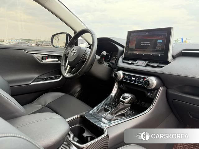 Toyota Wildlander 2022 Белый из Китая
