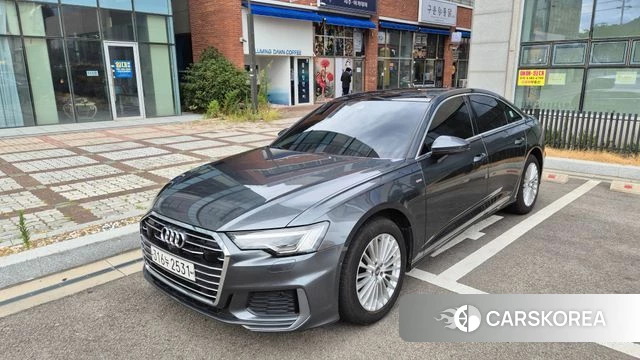 Audi A6 (C8) 2019 Серый из Кореи