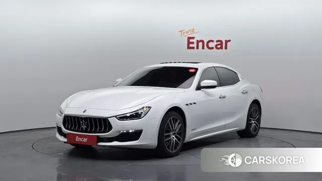 Maserati Ghibli 2020 Белый из Кореи