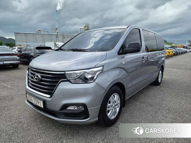 Hyundai The New Grand Starex 2021 Серебристо-серый из Кореи