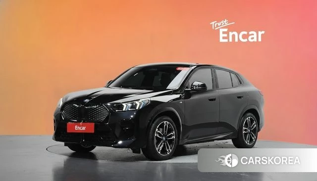 BMW iX2 (U10) 2024 Черный из Кореи