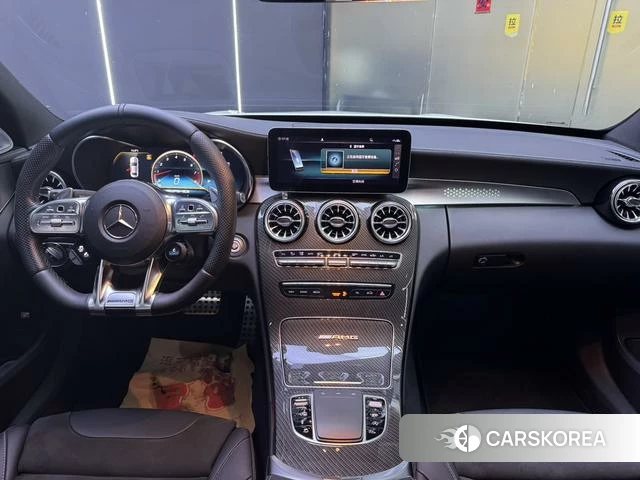Mercedes-Benz AMG C-Class 2021 Белый из Китая