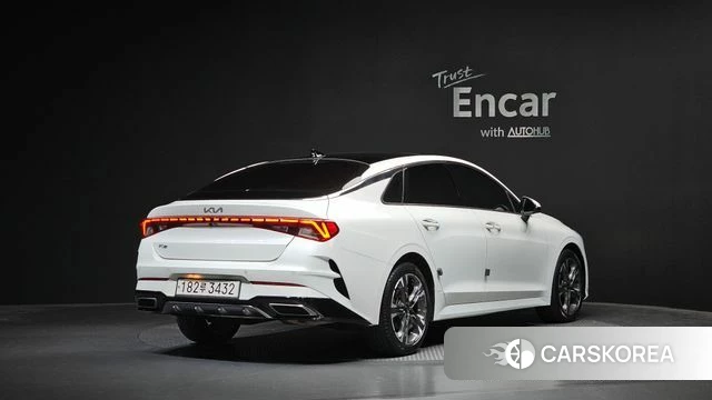 Kia K5 3rd generation 2022 Белый из Кореи