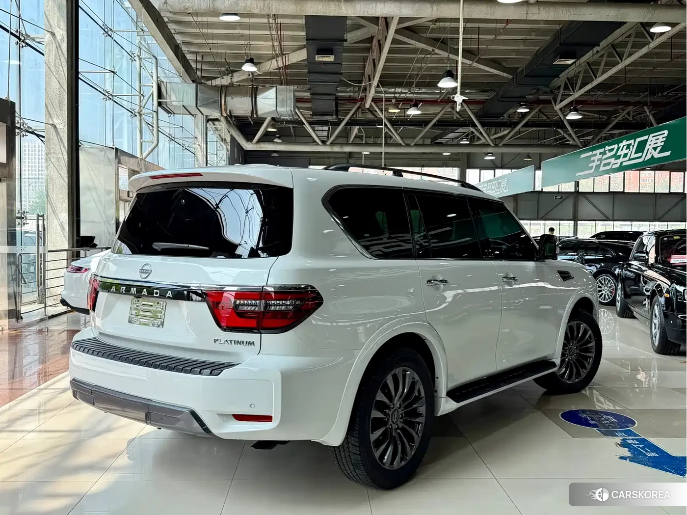 Nissan Patrol 2026 Белый из Китая