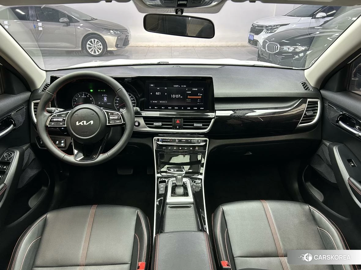 Kia KX3 2021 Белый из Китая