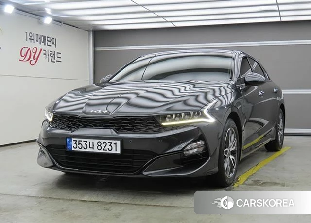 Kia K5 3rd generation 2023 Серый из Кореи