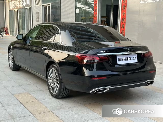 Mercedes-Benz E-Class 2023 Черный из Китая
