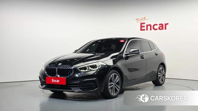 BMW 1 Series (F40) 2022 Черный из Кореи