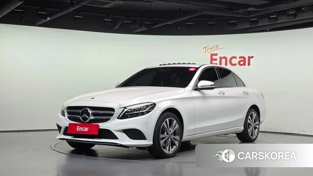 Mercedes-Benz C-Class W205 2020 Белый из Кореи